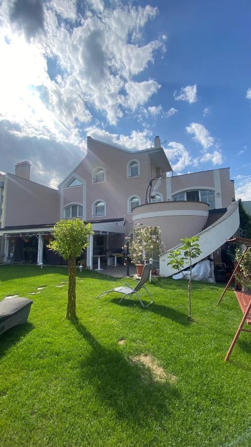 Meduza Wellness Spa S Ubytovanim هلوهوفيتس المظهر الخارجي الصورة