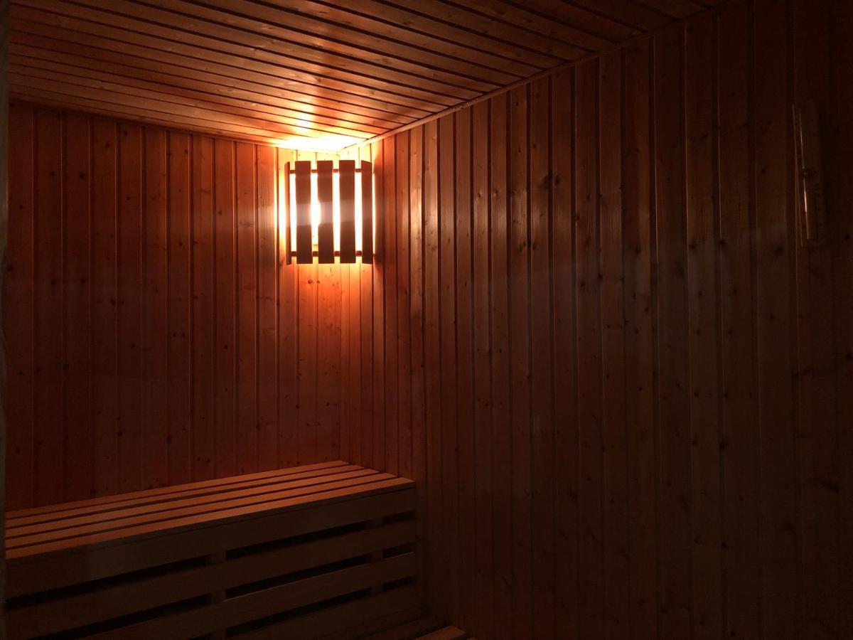 Meduza Wellness Spa S Ubytovanim هلوهوفيتس المظهر الخارجي الصورة